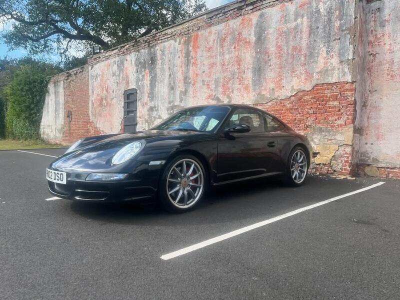 View PORSCHE 911 3.8 997 Carrera S