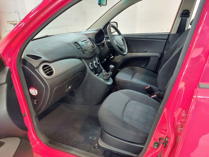 HYUNDAI I10
