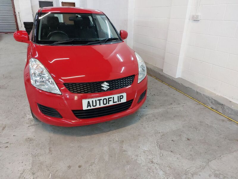SUZUKI SWIFT