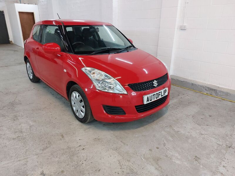 SUZUKI SWIFT