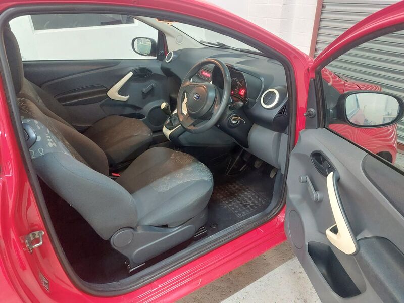 FORD KA