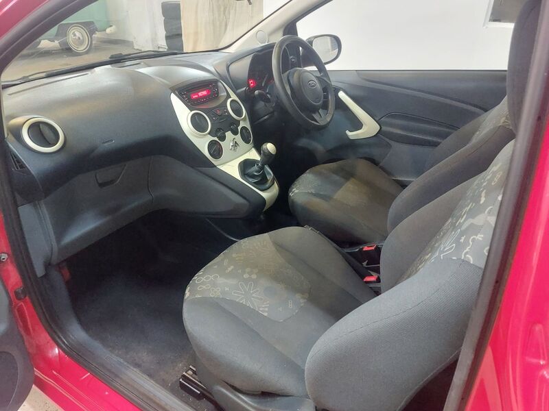 FORD KA