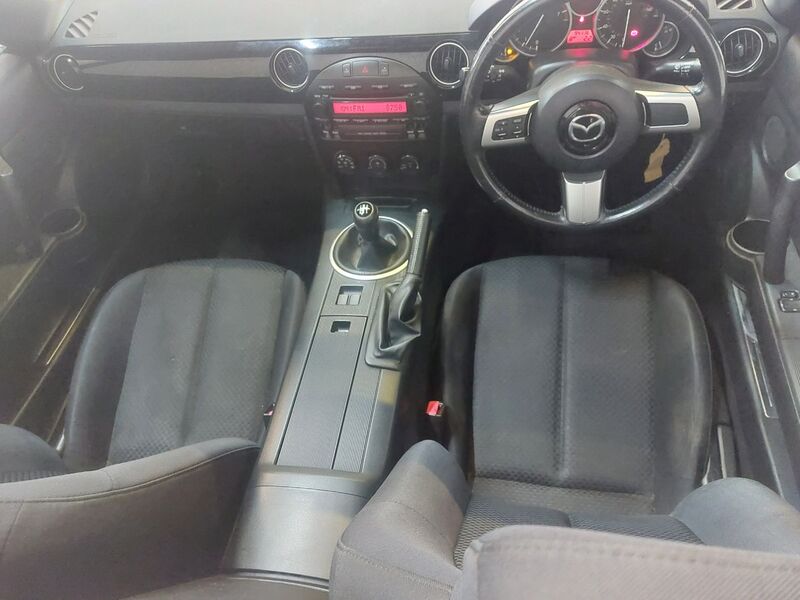MAZDA MX-5