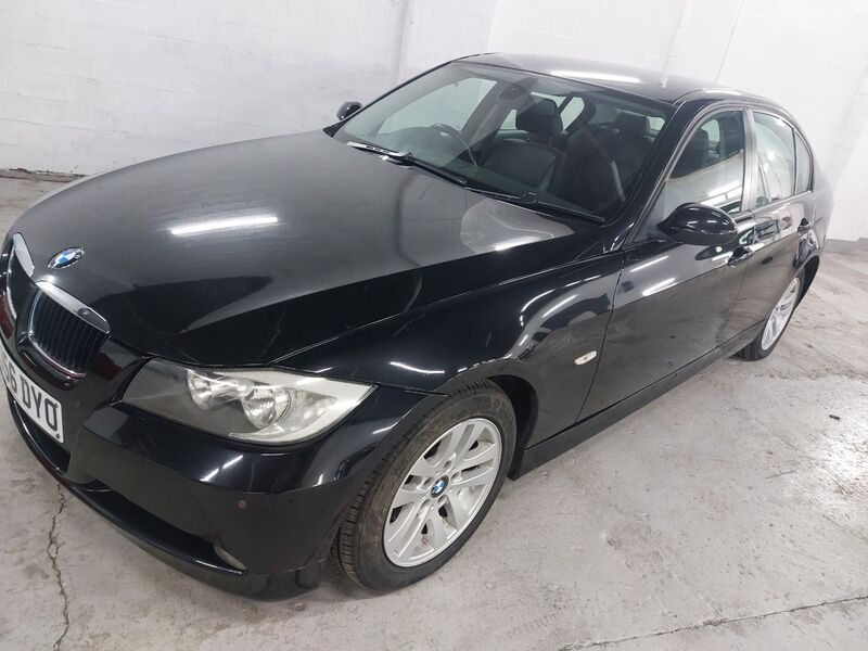 BMW 3 SERIES