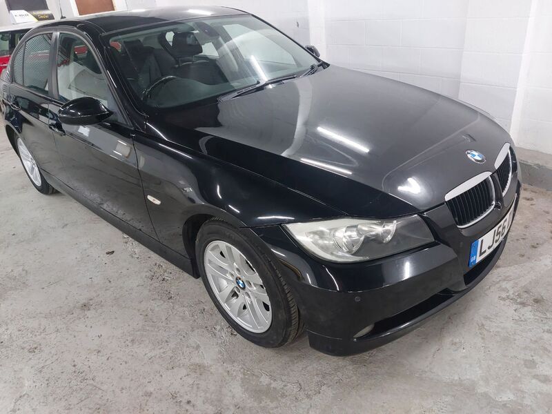 BMW 3 SERIES