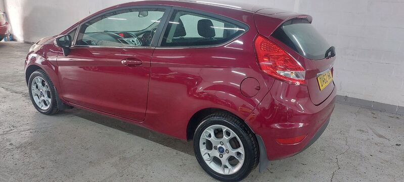 FORD FIESTA