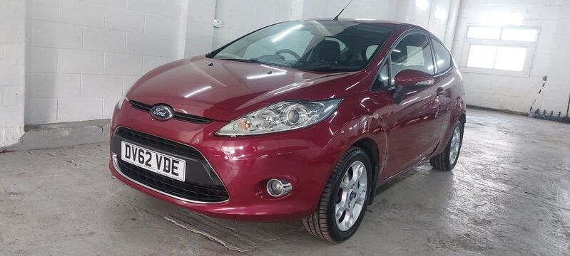 View FORD FIESTA ZETEC